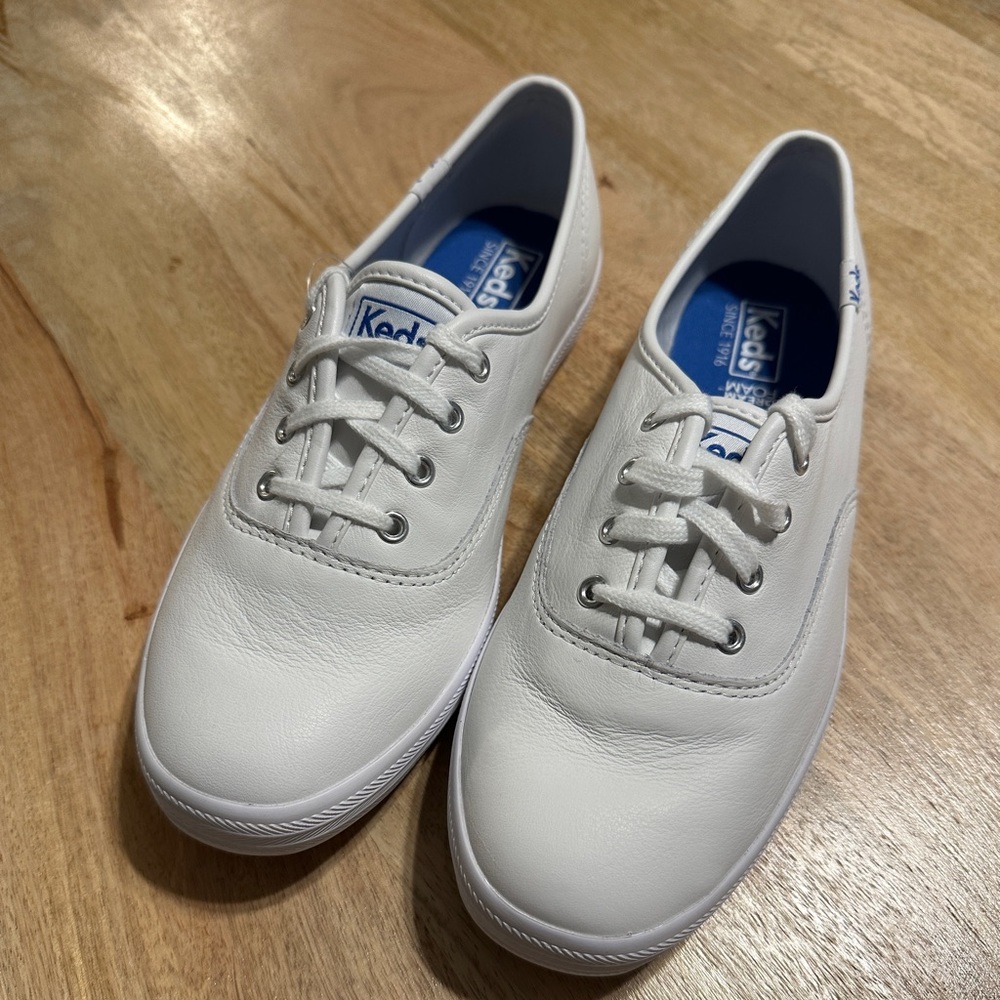Brand new Women’s Keds Dream Foam. Size 6.5. Champion White Leather.